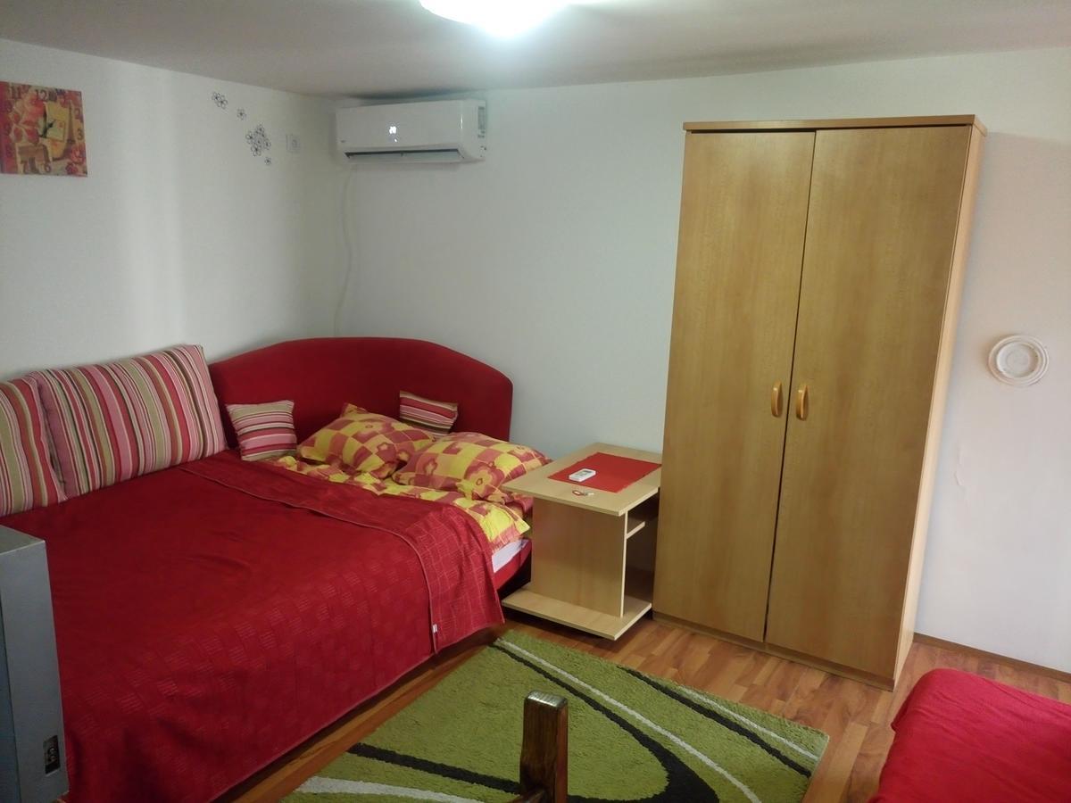 Apartmani Jankovic Връдник Екстериор снимка