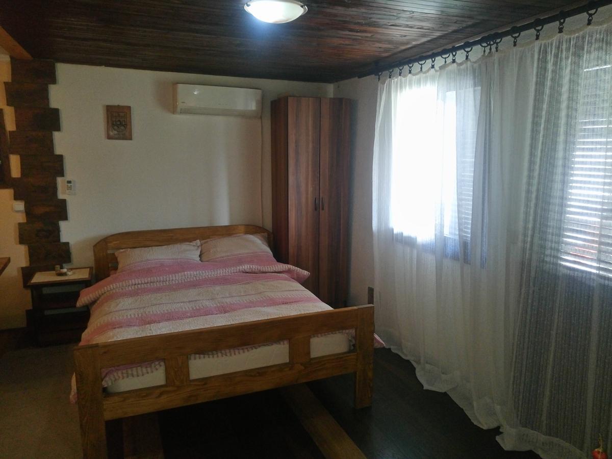 Apartmani Jankovic Връдник Екстериор снимка
