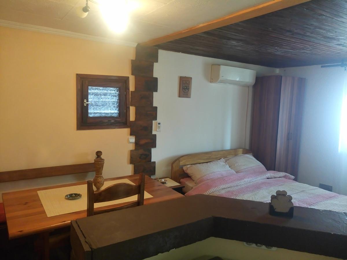 Apartmani Jankovic Връдник Екстериор снимка