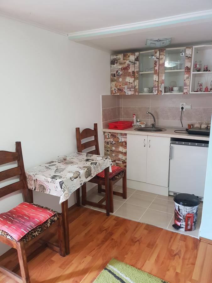 Apartmani Jankovic Връдник Екстериор снимка