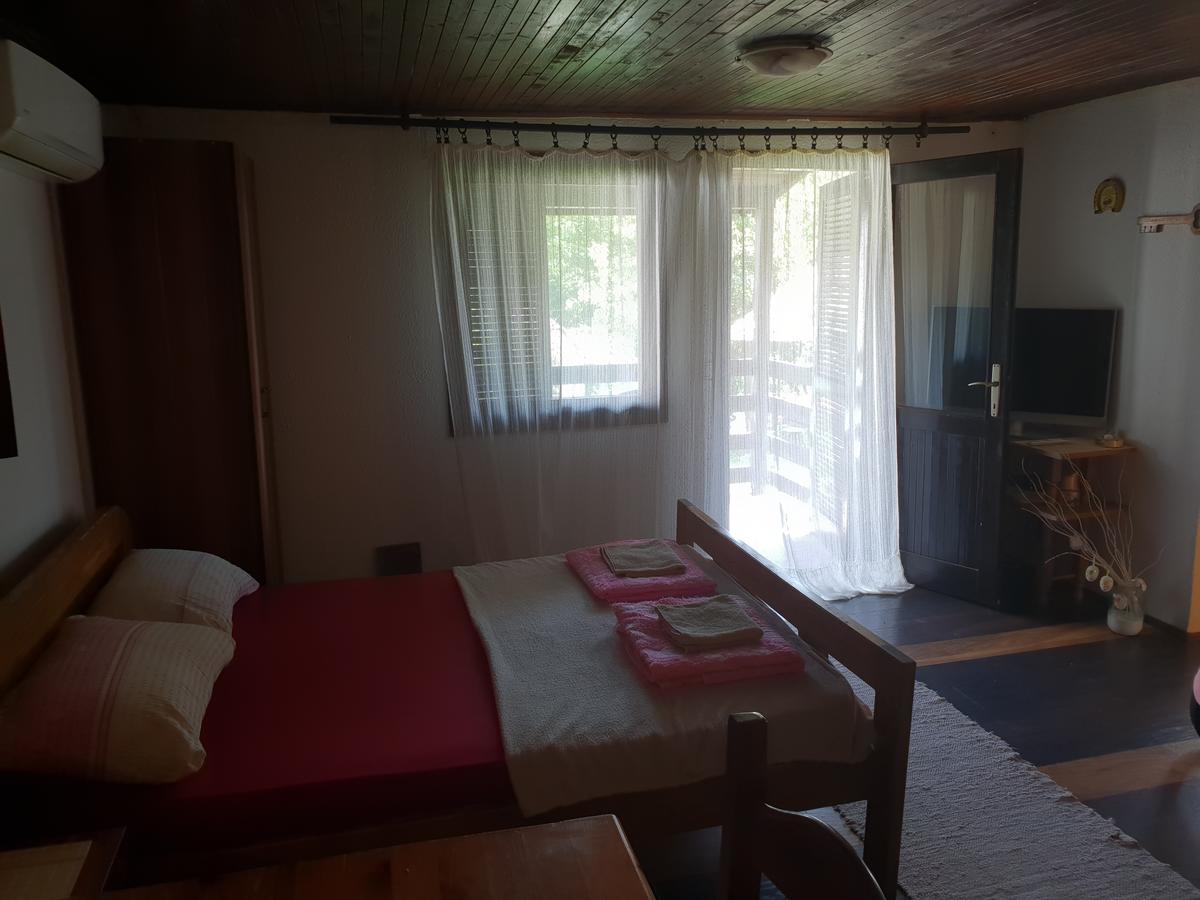 Apartmani Jankovic Връдник Екстериор снимка