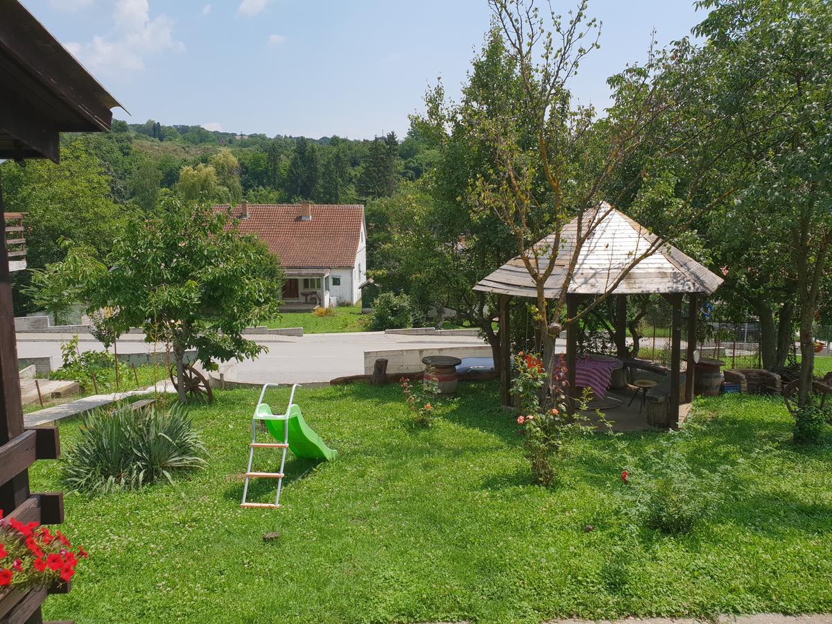 Apartmani Jankovic Връдник Екстериор снимка